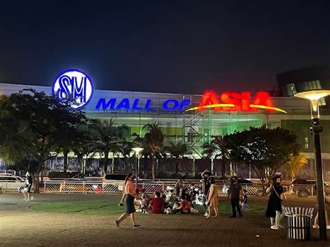 mall of asia mall hours